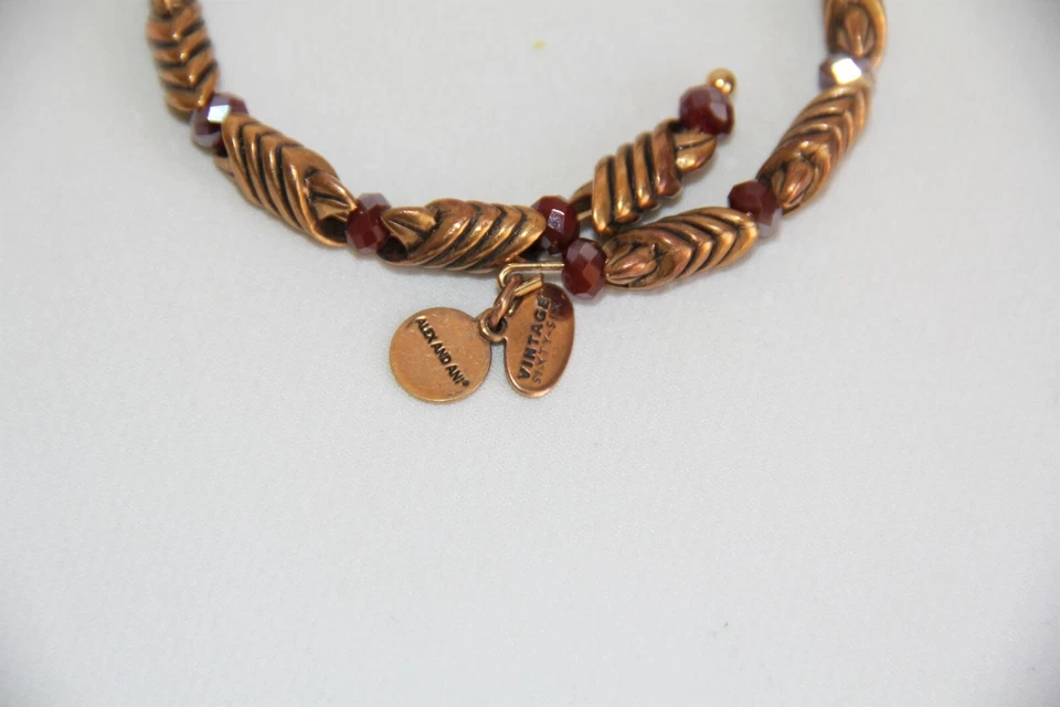 Pulsera Alex and Ani Vintage Sesenta y seis bobinas de cristal. Raro  Foto 2 de 4