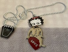 Modeschmuck-Anhänger