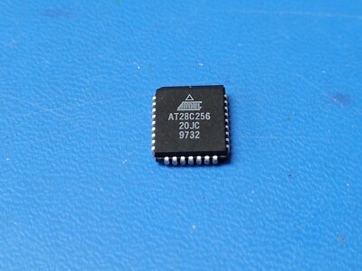 (2 PCS) AT28C256-20JC ATMEL EEPROM, 32KX8, 200ns, Parallel, CMOS, PLCC32