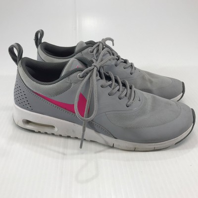 nike thea 5.5