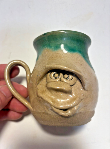 Funny Face Mug - Vintage Studio Art Pottery - Picture 2 of 4