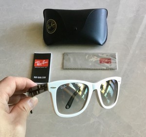 wayfarer white frame