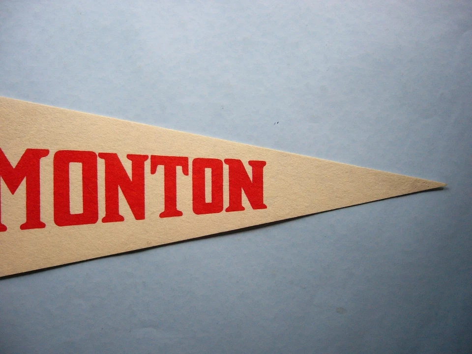 EARLY 1970'S 1972/73 ALBERTA EDMONTON OILERS WHA HOCKEY PENNANT FLAG SHARP NICE - Image 4 of 4