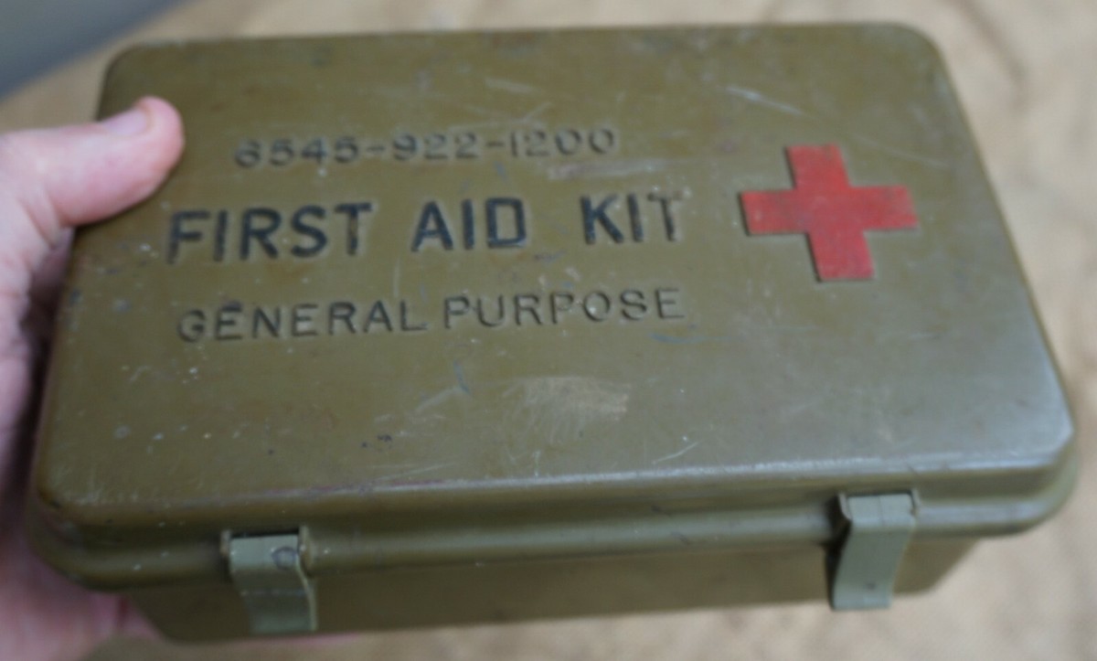 US Army First Aid Kit Box 米軍 ミリタリー ステンシル US Army First Aid Kit Box 米軍 ミリタリー ステンシル US