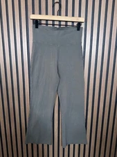 Velvet by Graham Spencer Leggings Medium Gray Cotton Stretch Cropped Bootcut