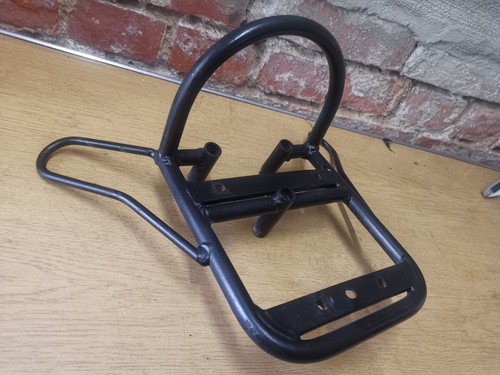 Baotian 50 Scooter Roller Gepäckträger Topcase Halter Verkleidung Halterung Heck - Bild 3 von 3