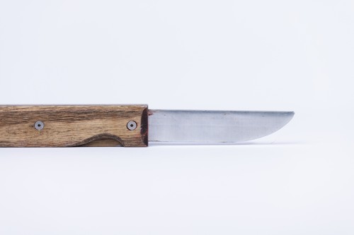 Cuchillo de matar retráctil Dexter pantalla original usado utilería de TV Showtime emparejado - Imagen 7 de 20