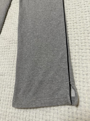 Nike Iowa Hawkeyes women’s retro style grey sweatpants, large - Picture 3 of 6