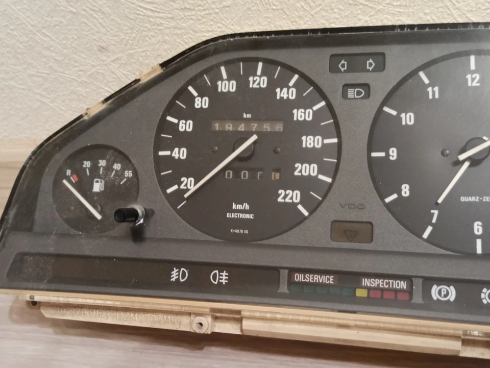 Cuadro de instrumentos velocímetro BMW E30, 220 KM/H VDO 325i M3 320i 318i 327 Foto 4 de 4