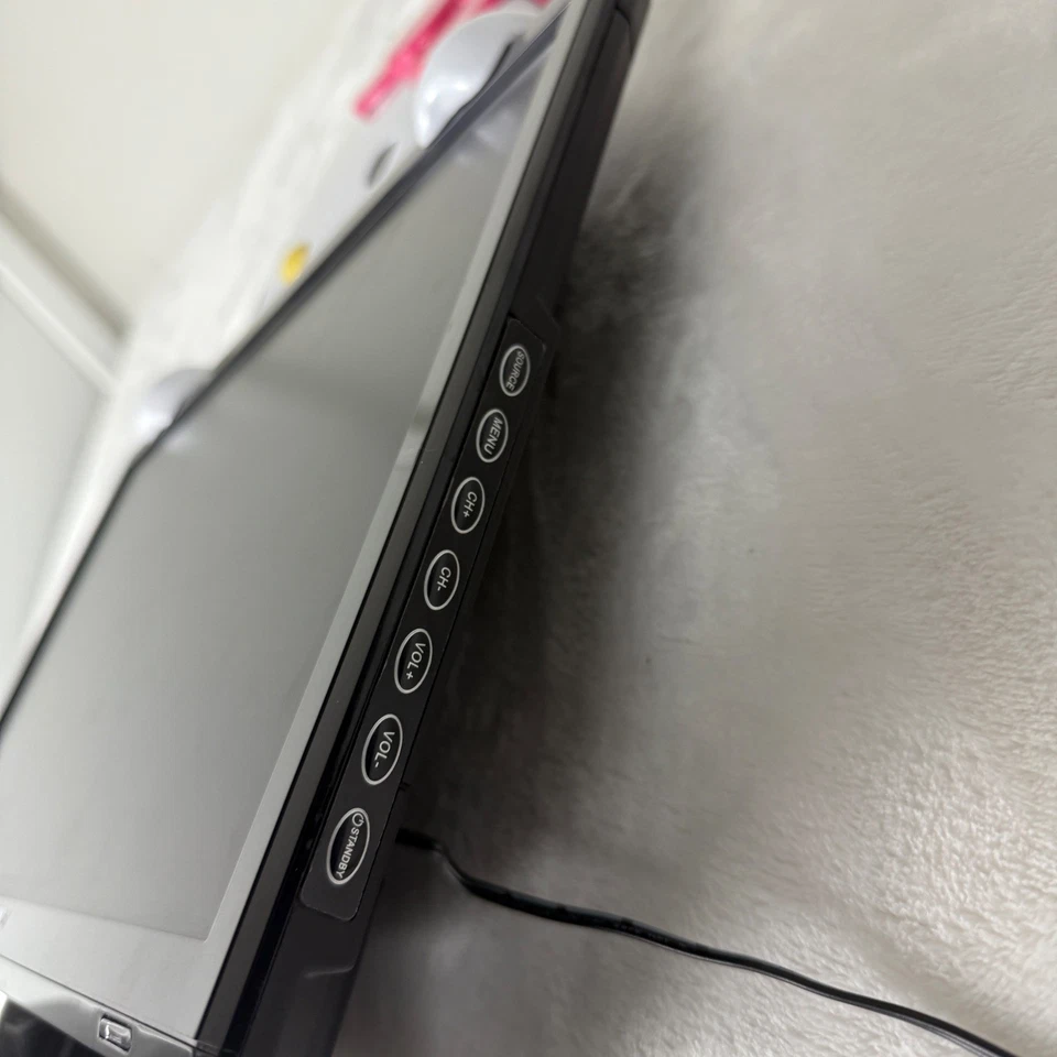 Hello Kitty Sanrio 19 Inch LED TV Monitor 2013 KT2219MBY Pink Bow Anime Cute - Image 3 of 4