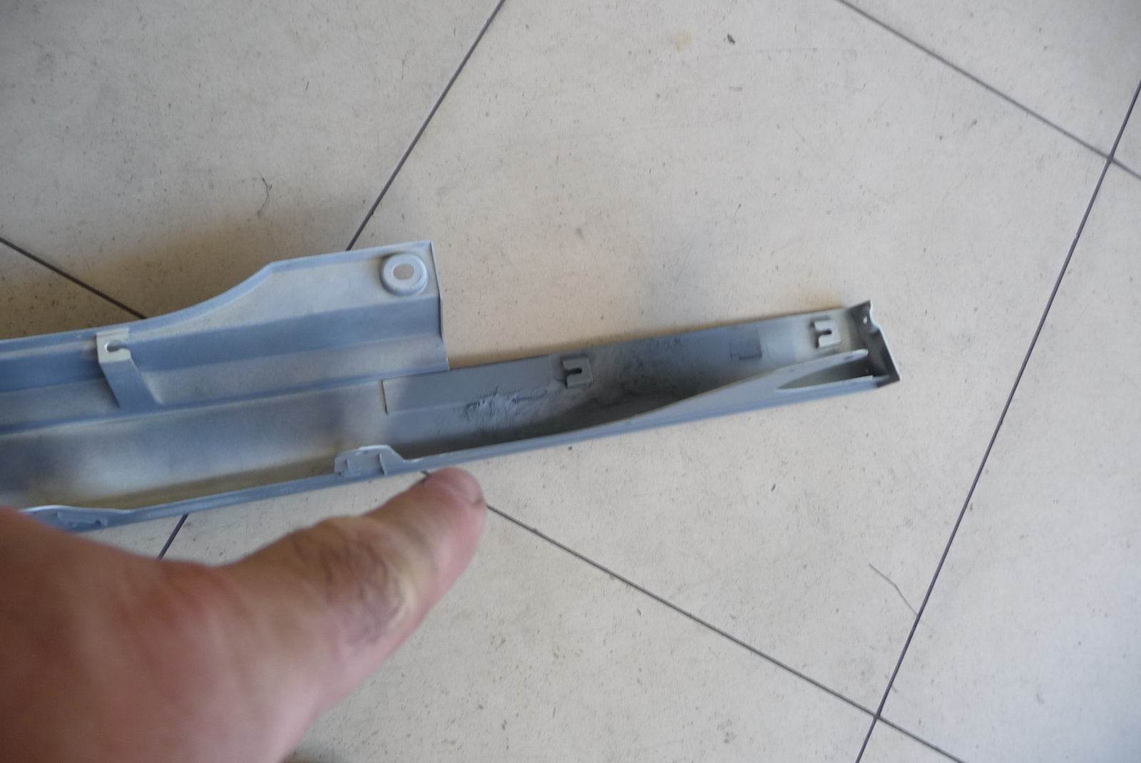 2012 Lexus LFA Rear Left Driver Side Rocker Moulding Panel Cover 75860-77010 OEM