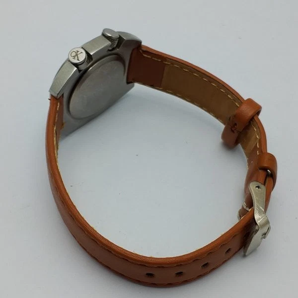 Reloj deportivo de cuarzo vintage para mujer CK Calvin Klein K12101 FWD205WSI5 Foto 4 de 4