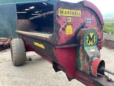 Marshall 105 Dung spreader