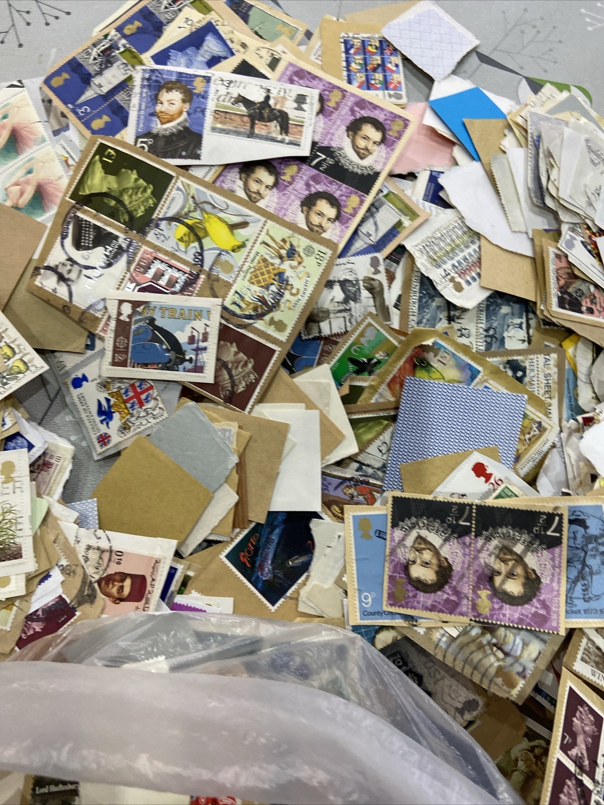 GB Commemorative Stamps 1kg Kiloware Lot 2 eBay