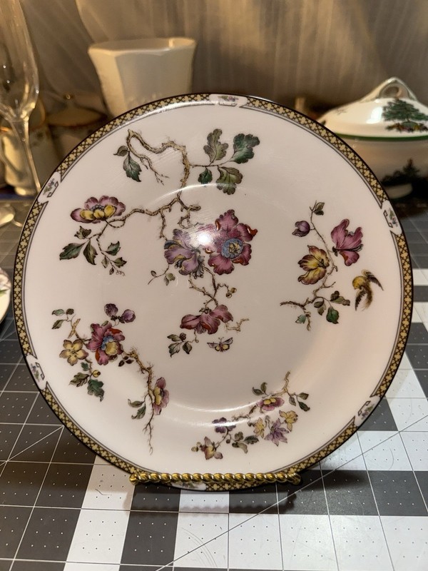VINTAGE WEDGWOOD SWALLOW YELLOW/BROWN TRIM DINNER PLATE 10.75" NICE COND.