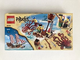 Lego Pirates 6240 Kracken Attackin' NISB
