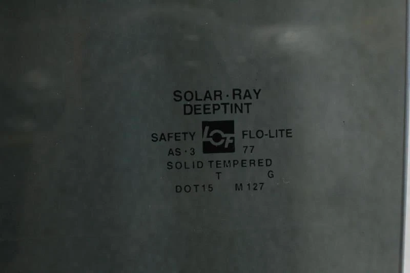 Chevrolet Blazer 2001 lado derecho del pasajero puerta trasera ventana de vidrio Foto 2 de 4