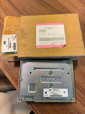 Amplifier Jaguar XE - ORIGINAL - T4N13859 - GX7319C164RC - ZESILOVAČ