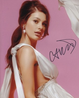CAMILA MORRONE signed Autogramm 20x25cm NIGHT MANAGER in Person autograph COA