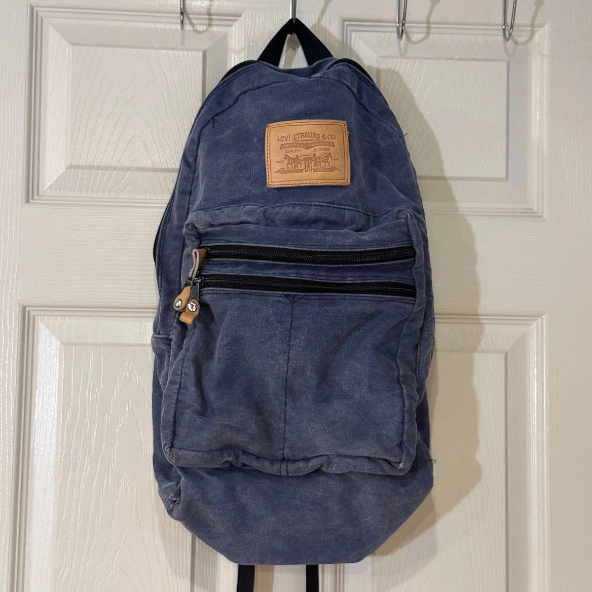 Levi's リーバイス　キャンバス地 バックパック 紺色 ヴィンテージ 25+ Levi's Backpacks for Men for sale | Updated Oct 2026