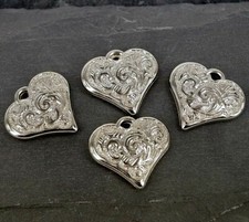 Heart charms pendant beads jewellery making craft supplies 20 pack cb21