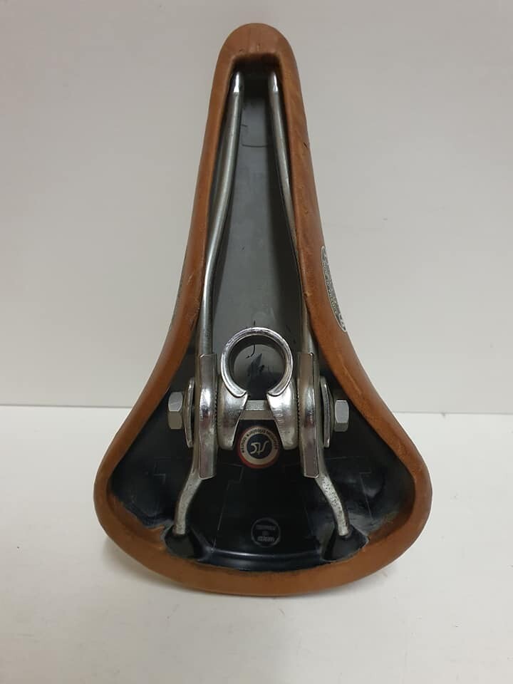 NEW OLD STOCK IDEALE 2003 PEAU + MOUSSE SADDLE SEAT MADE IN