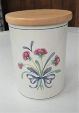 Vtg Mint Lenox USA Chinastone Popies On Blue Banquet 7" Canister & Wood Lid