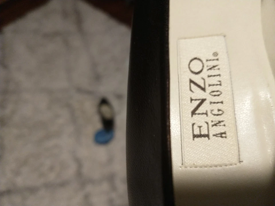 Zapatos sin cordones Enzo Angiolini para mujer talla 8M hechos en Brasil bronce 2,25"  Foto 3 de 4