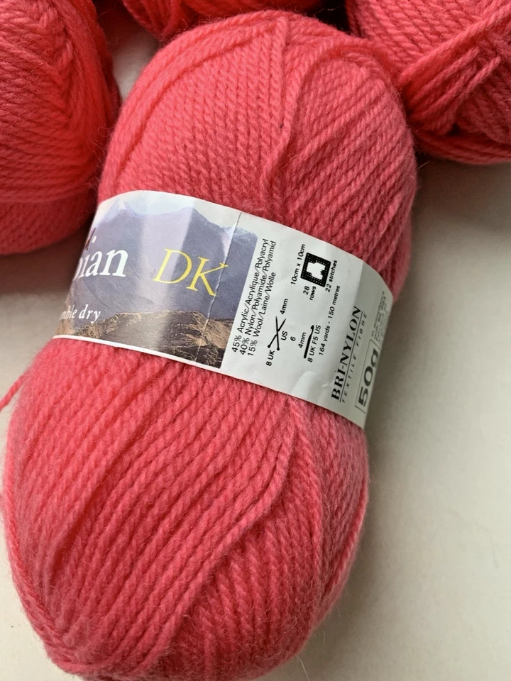 5 - Hilo HAYFIELD GRAMPIAN DK #33002 Rosa Acrílico/Nylon/Lana 164yds/50g Inglaterra Foto 4 de 4