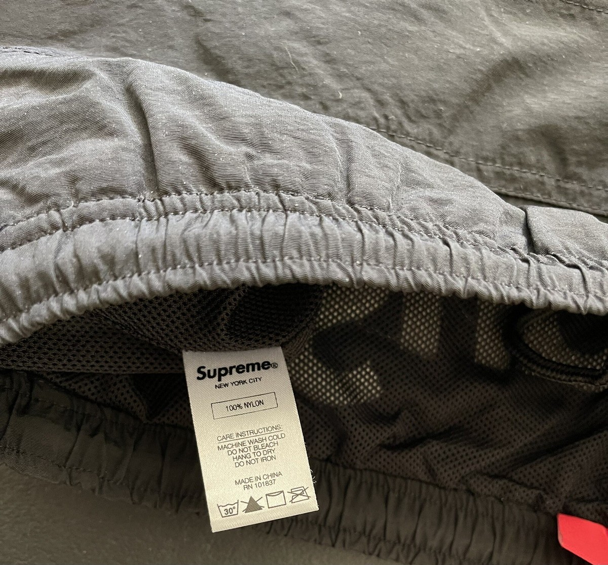 supreme split logo water short black Size large Ss17 Rare supreme split logo water short black Size large Ss17 Rare