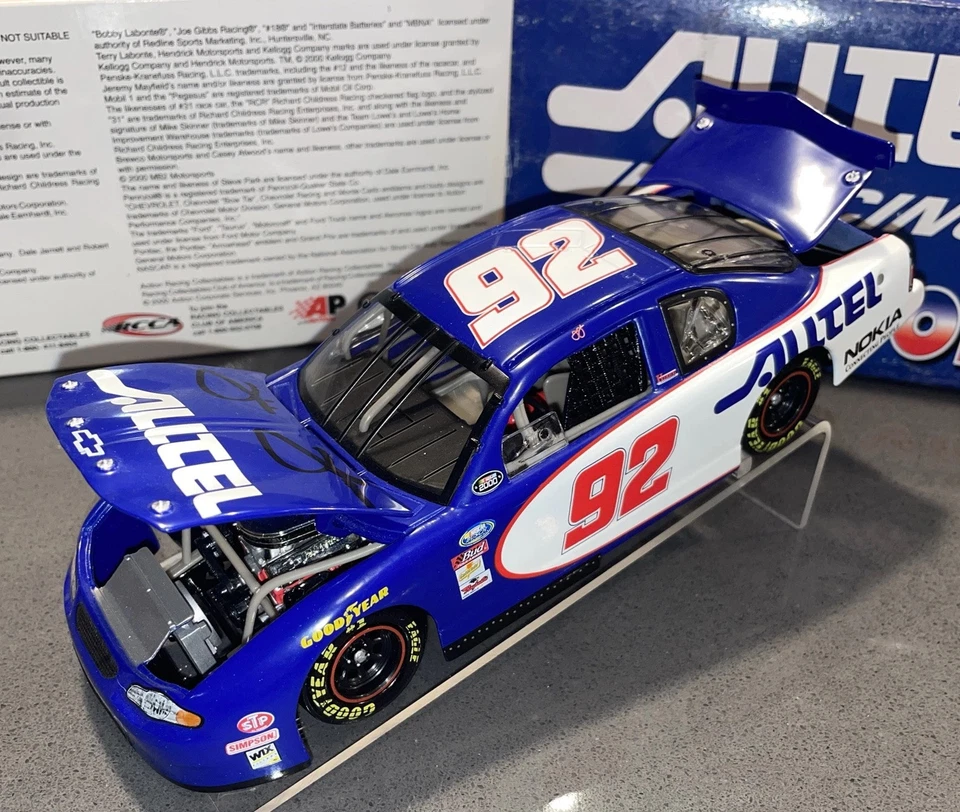 Jimmie Johnson Alltel Busch Series 2000 autografiado escala 1:24 NASCAR diecast Foto 4 de 4