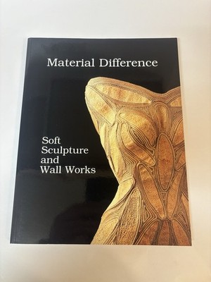 Material Difference Soft Sculpture Polly Ullrich Univ WA Press 2007 PB