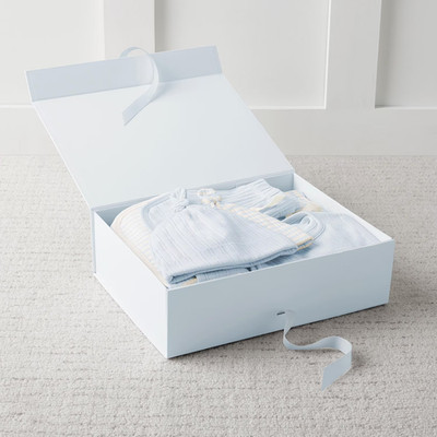 Member's Mark Baby 15-Piece Organic Layette Gift Sett -Keeping Baby Comfortable