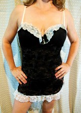 LINEA DONATELLA BLACK SHEER LACE CHEMISE BUILT-IN BRA PANTIES SET M NWT MSRP 58