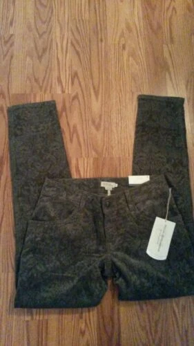 Ropa de tamaño regular de pana Royal Robbins para Mujeres