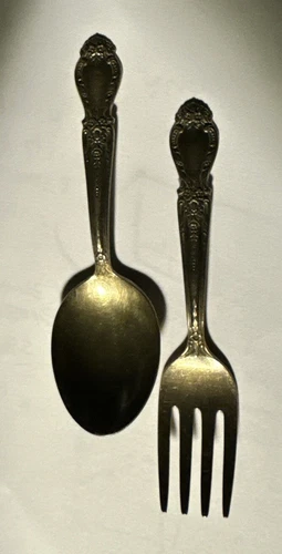 Vintage Brocade by International Sterling Silver Baby Fork & Spoon Set Approx 4”