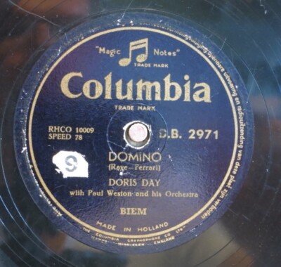Doris Day 78 RPM / Domino & You`re Getting To Be A Habit With Me  (55-0324-JA)