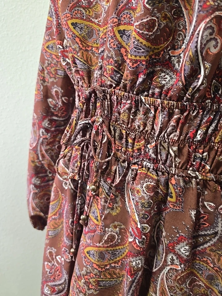 Y2K Dress Womens Medium Tiered Brown Paisley Long sleeve V-Neck Fit Flare Bebop - Image 3 of 4