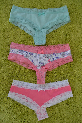 3 Farbenfrohe Unterwäsche Slip im Set von Primark S