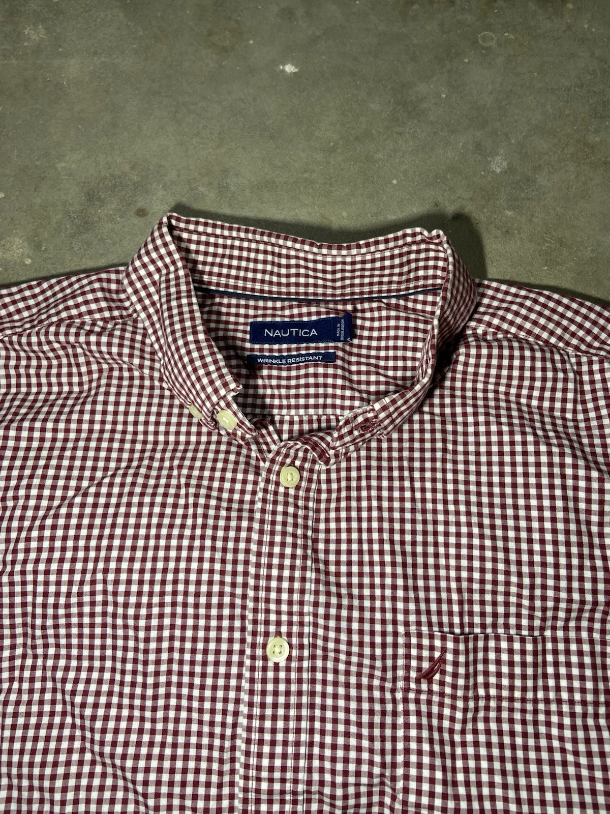 Nautica Wrinkle Resistant Shirt Men's XL Red Gingham Check Button Down image 2