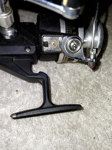 Vintage Johnson Chairman 830 Spinning Reel / Gear Ratio 5.56:1 Nice Quality - Picture 6 of 16