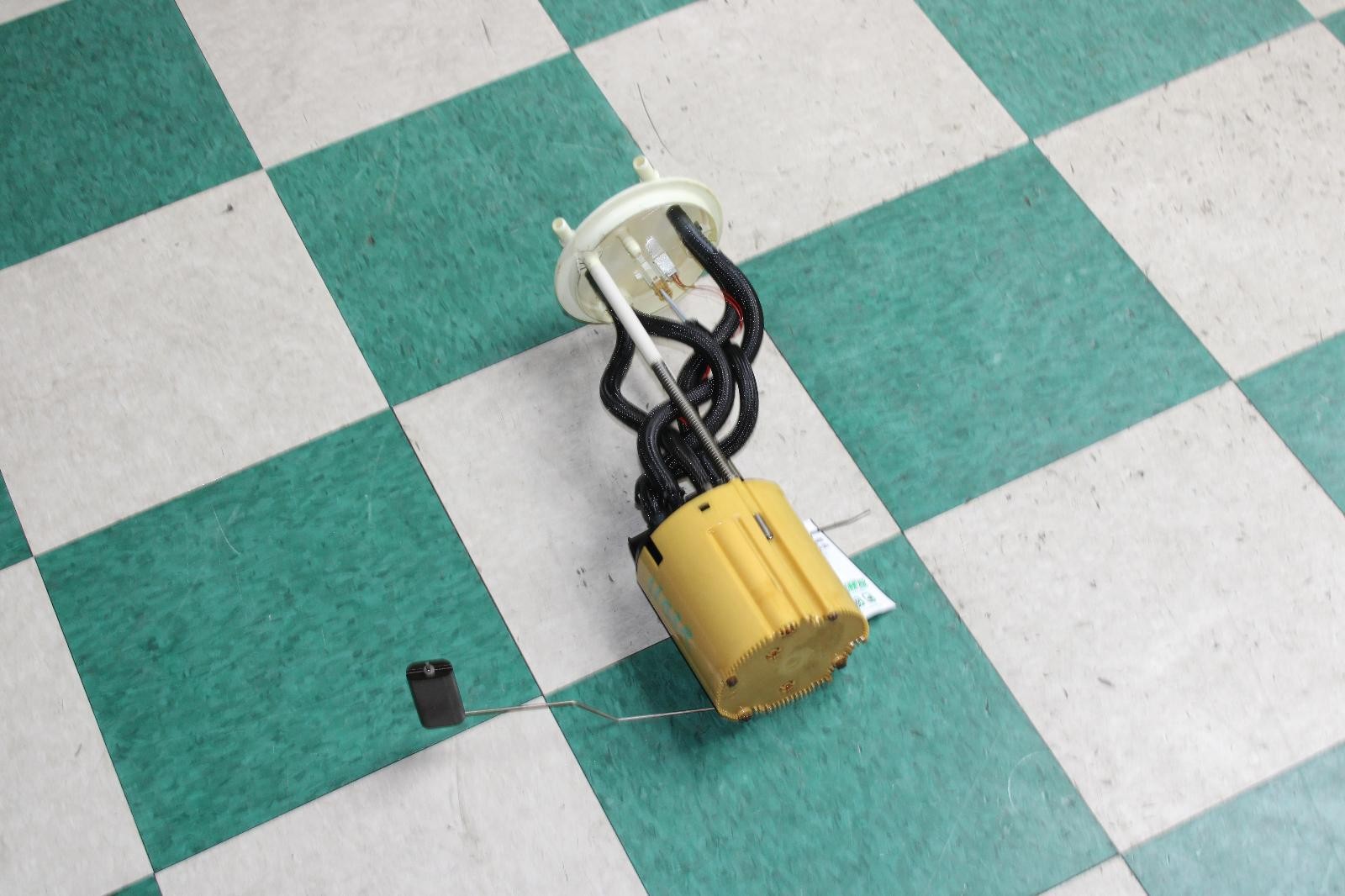 17-22 F250 6.7L Diesel Crew Tank Mounted Fuel Pump Sending Unit OEM Factory thumbnail 3