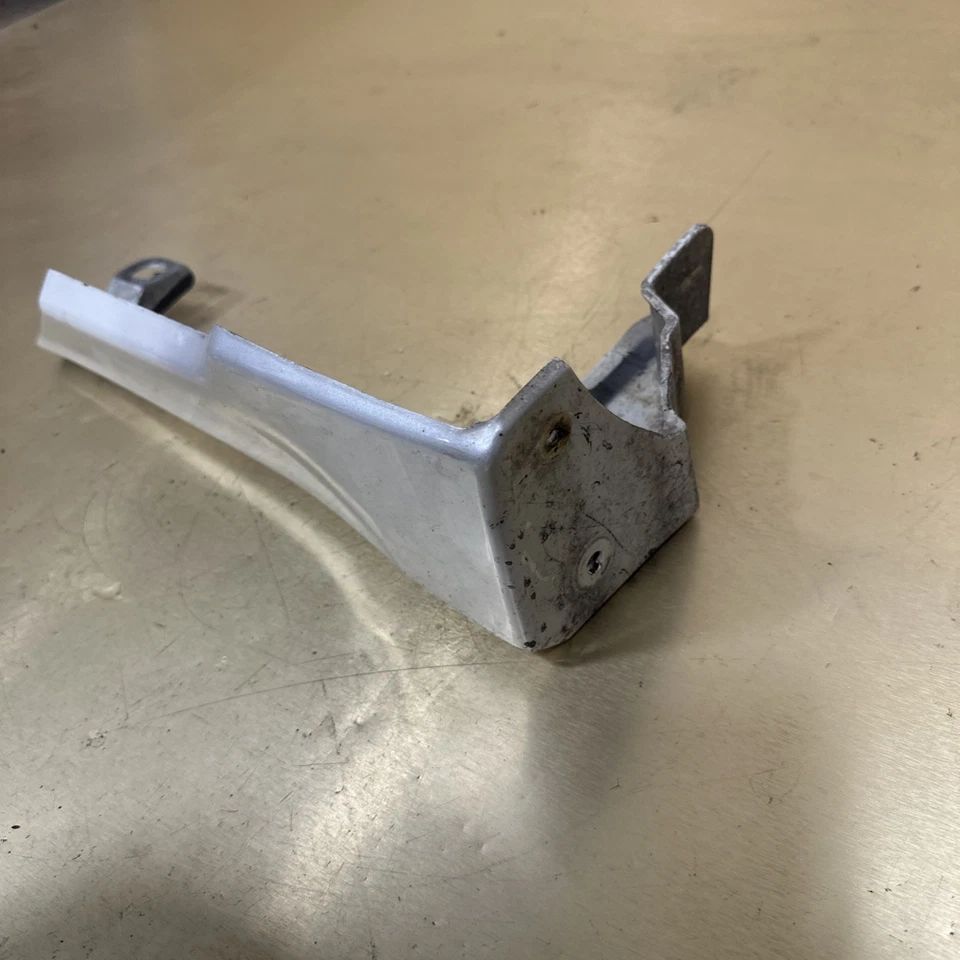 2012-2016 SUBARU IMPREZA 5 PUERTAS FALDA DELANTERA DERECHA OEM ALERÓN LABIO INFERIOR Foto 3 de 4