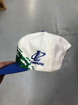 RARE Dallas Mavericks Velvet Baseball Cap – Silver Chrome Logo – Arena Exclusive Vtg rare New era Dallas Mavericks mavs 59fifty blue white  main image 4