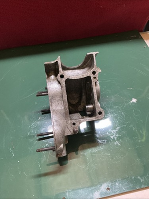 #ad VINTAGE VILLIERS GEARBOX MAIN CASING STD 18T F55 A9085 6365 2 GBP 29.95