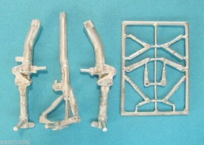 1/48 MiG-25 Foxbat Landing Gear 48243   for Kitty Hawk