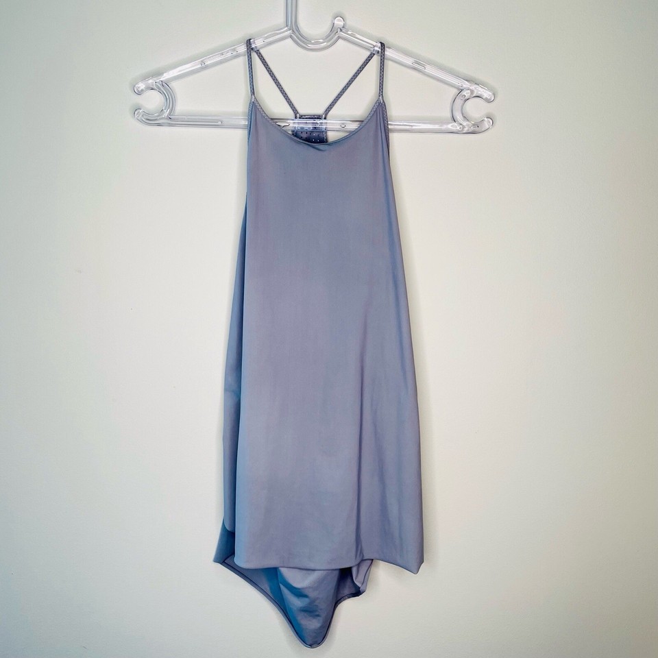 Lululemon Size 8 10 XS S Grey Tank Top Active Wear Work Out Designer
