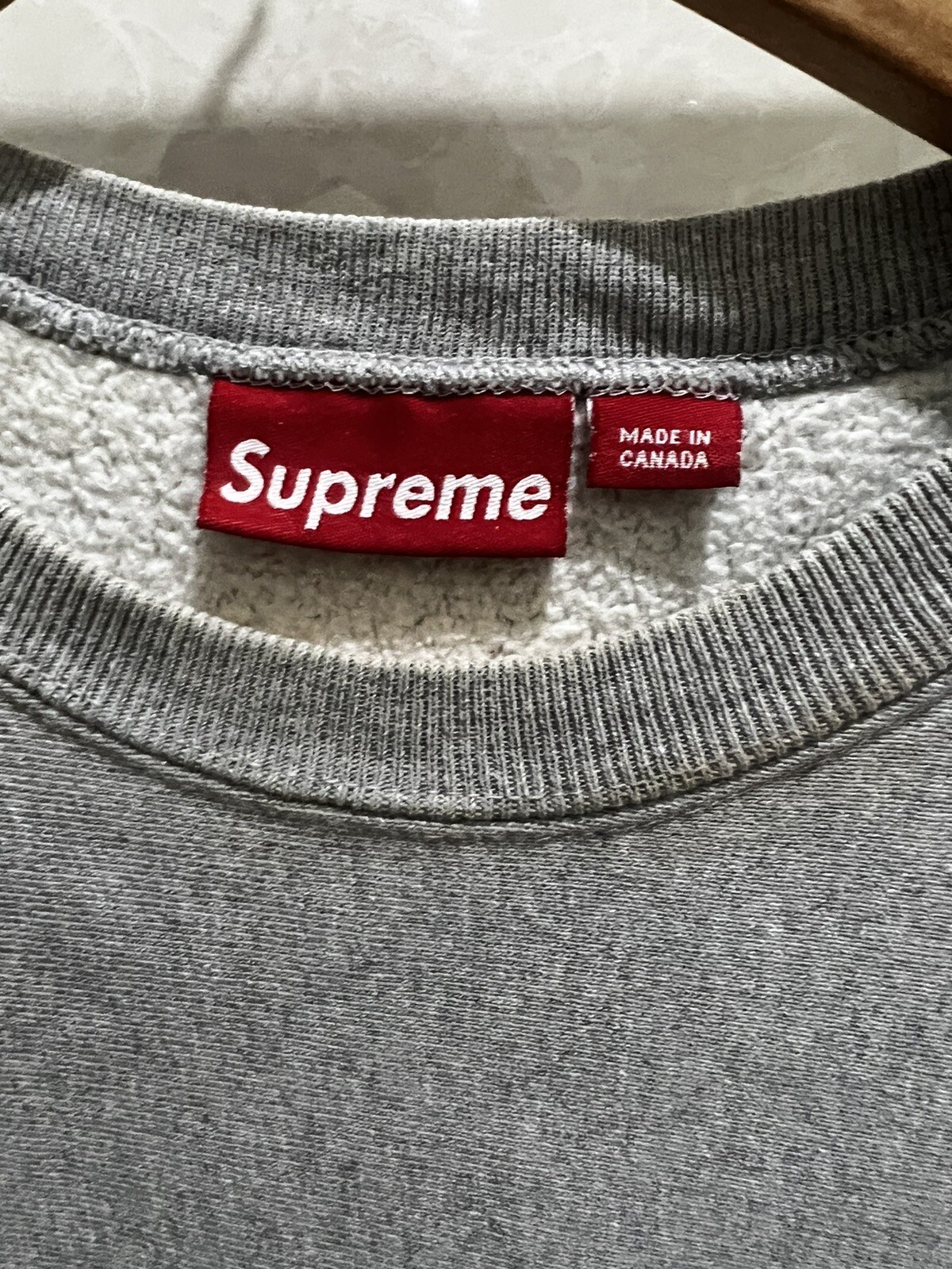 VINTAGE SUPREME 2006 ARABIC SCRIPT CREW NECK SWEATER GREY HOLLOW LOGO image 2