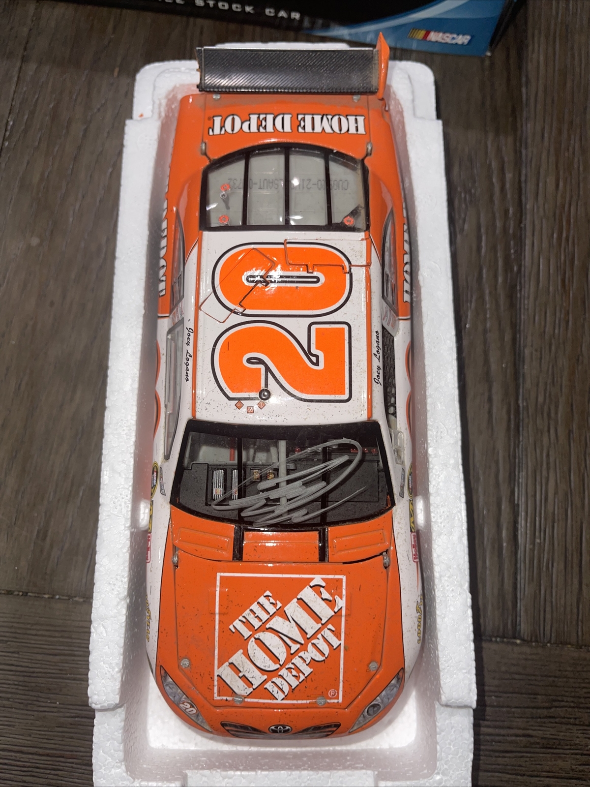 2009 Joey Logano Autograph 20 Home Depot New Hampshire Win 124 Broken Wing eBay