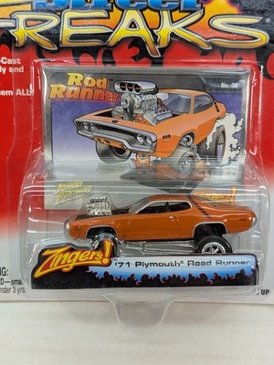 Johnny Lightning Street Freaks Zingers Orange 71 Plymouth Rod Road
